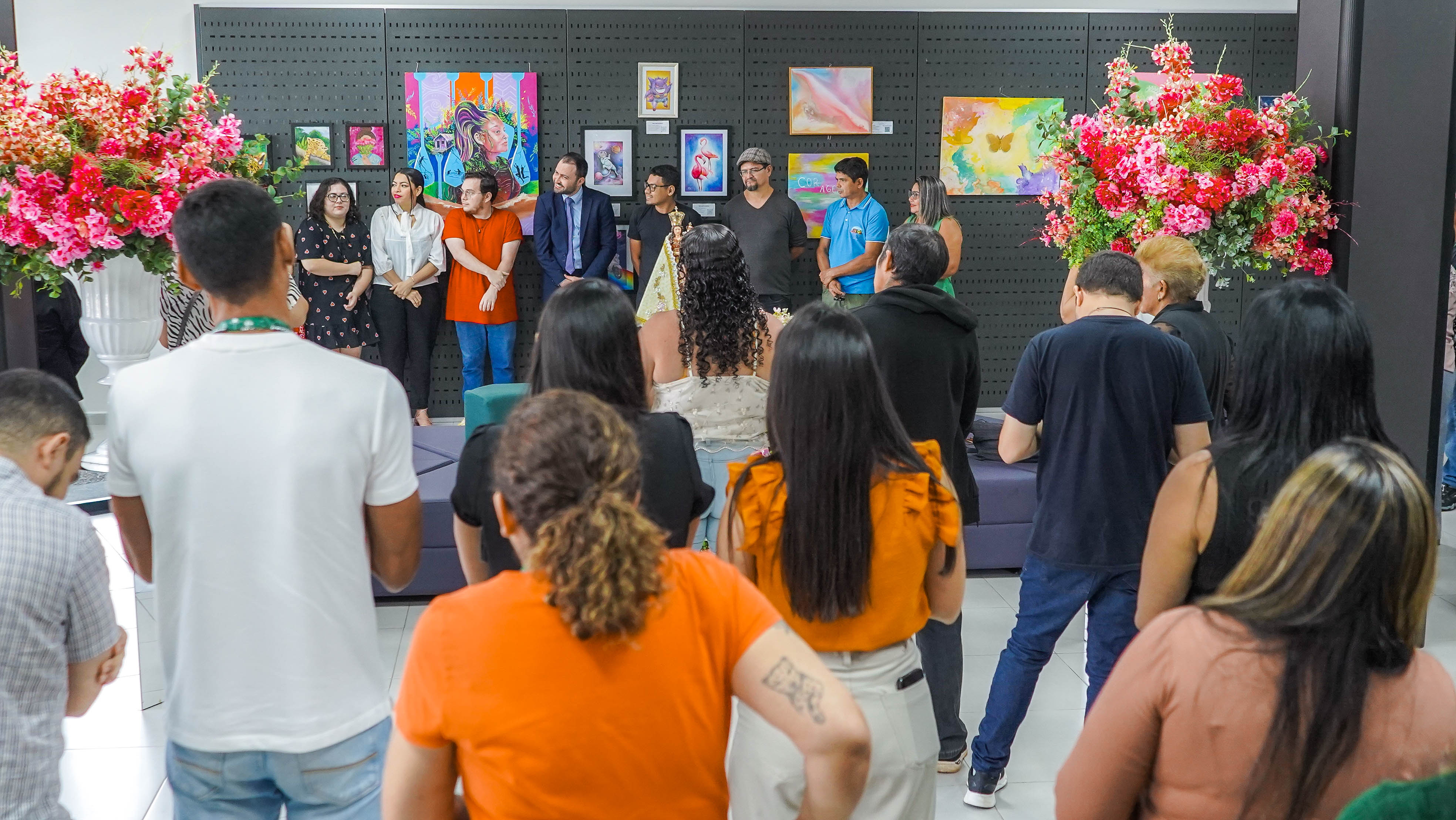 Capa da notícia Exposição coletiva “A arte que nos mo